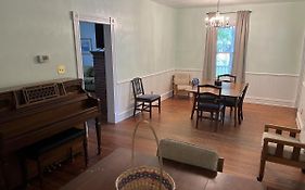 Captains Quarters By The Bay Cottage